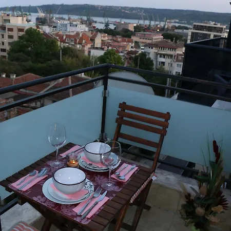 Apartment Panoramic Sea-port View *