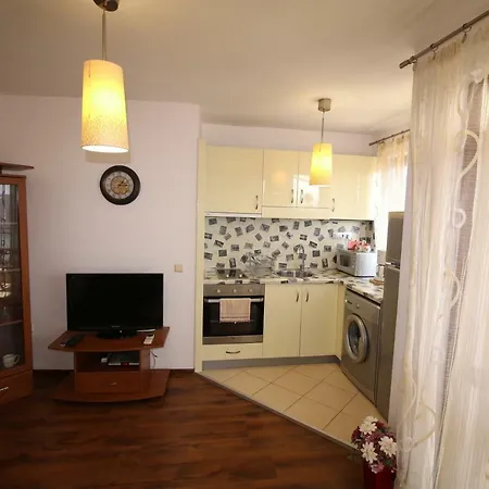 Panoramic Sea-port View Apartment Varna